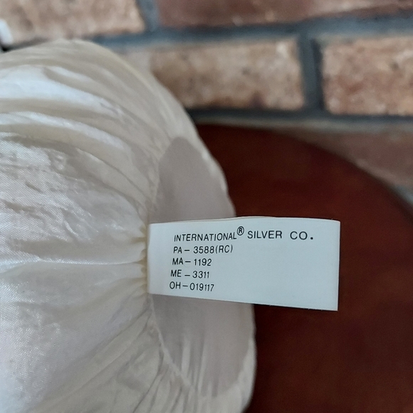 International Silver Co 1993 Poly Nylon Pluff Snowman Clown Face Stuffed Figure - Picture 10 of 10